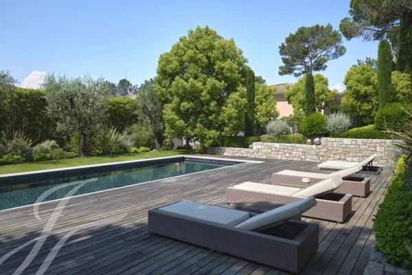 Mougins- superbe bastide moderne