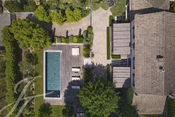 Mougins- superbe bastide moderne