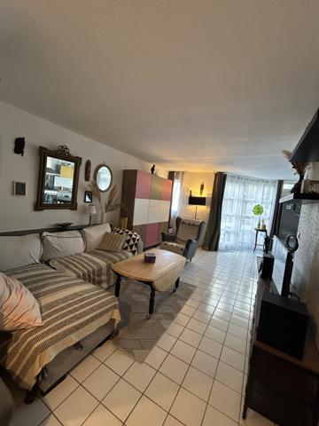 Montpellier (34000) Montpellier Millénaire appartement de type trois, garage en sous sol, terrasse.