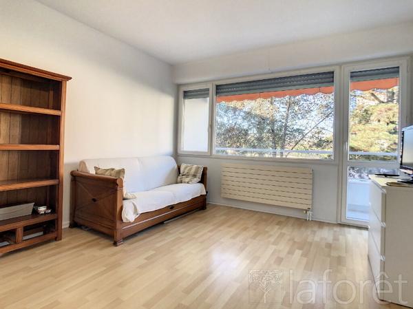 Location appartement Bordeaux - 1 pièce(s) - 31 m² - 718 €/mois