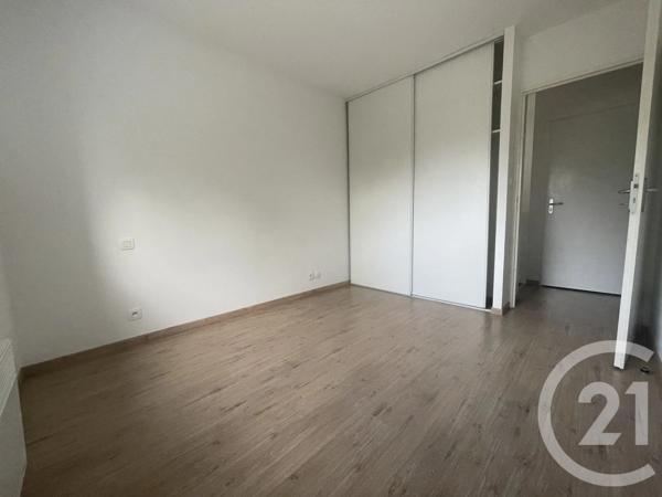 Appartement F4 à vendre  4 pièces - 80 m 2   VANNES  - 56
