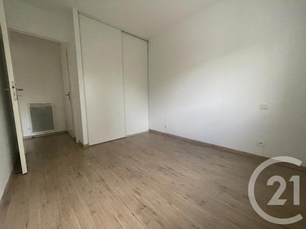 Appartement F4 à vendre  4 pièces - 80 m 2   VANNES  - 56