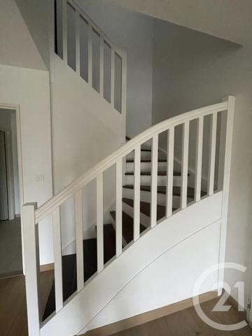 Appartement F4 à vendre  4 pièces - 80 m 2   VANNES  - 56