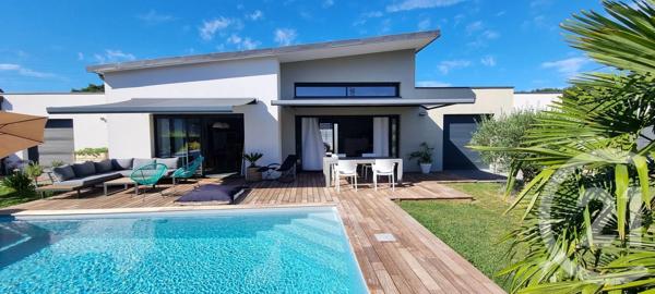 Maison à vendre  7 pièces - 154,16 m 2   VANNES  - 56