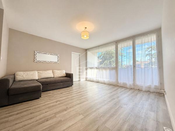 Appartement avec balcon Villecresnes 2 pièces 52.67 m2