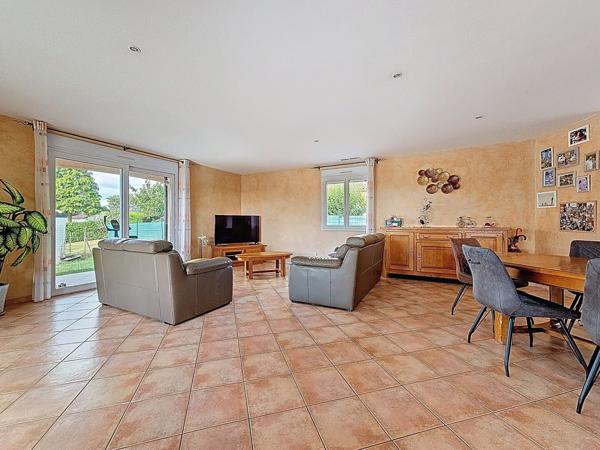 Maison plain-pied 127 m² sur 1412 m²