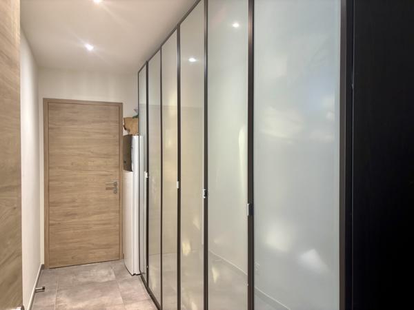 Appartement 4 pièces - 105 m² Exclusivité efficity