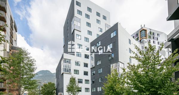 À vendre Studio 37.27 m² - Grenoble 38000