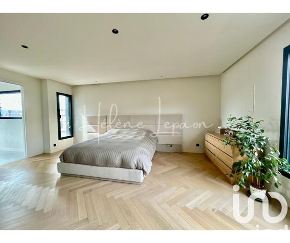 Maison à vendre 8 pièces 234 m² Saint-Leu-la-Forêt