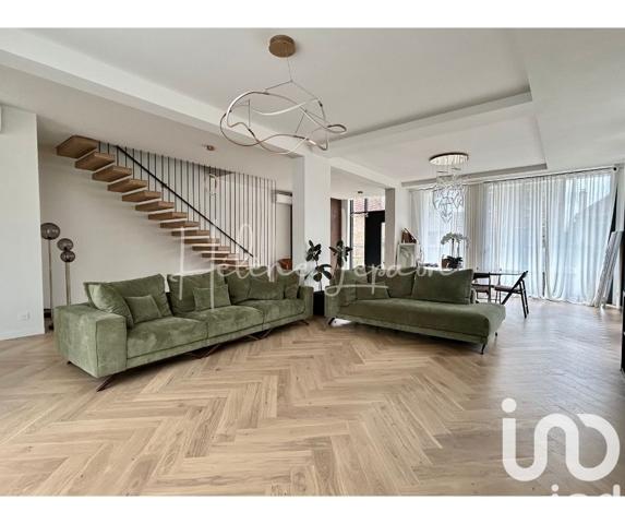 Maison à vendre 8 pièces 234 m² Saint-Leu-la-Forêt