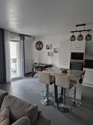 Appartement 4 pièces - 92m² avec  garage - Ajaccio