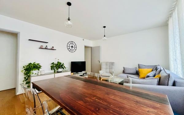 Appartement à vendre    3 pièces • 55 m2 Saint-Maur-des-Fossés