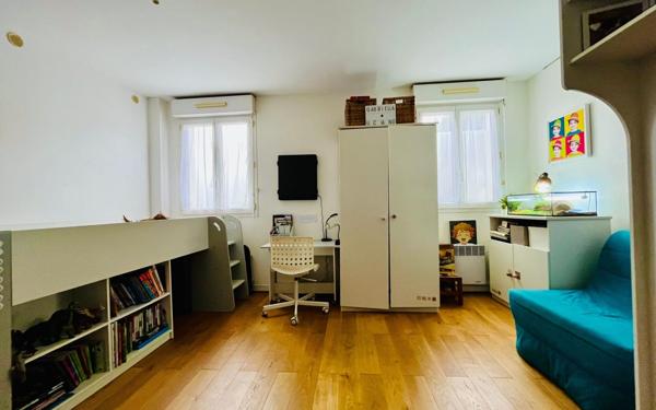 Appartement à vendre    3 pièces • 55 m2 Saint-Maur-des-Fossés