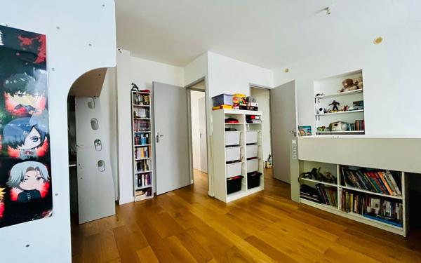 Appartement à vendre    3 pièces • 55 m2 Saint-Maur-des-Fossés