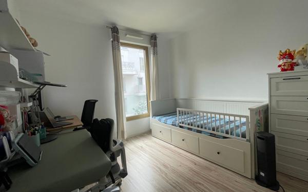 Appartement à vendre    3 pièces • 61 m2 Arcueil