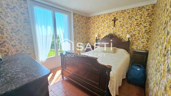 Maison de campagne avec 4 chambres, 1645 m² de terrain et sa grange de 80 m².