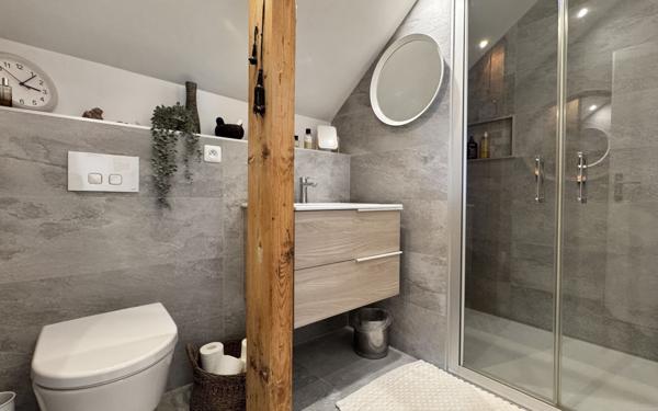 Appartement à vendre    3 pièces • 56 m2 Metz