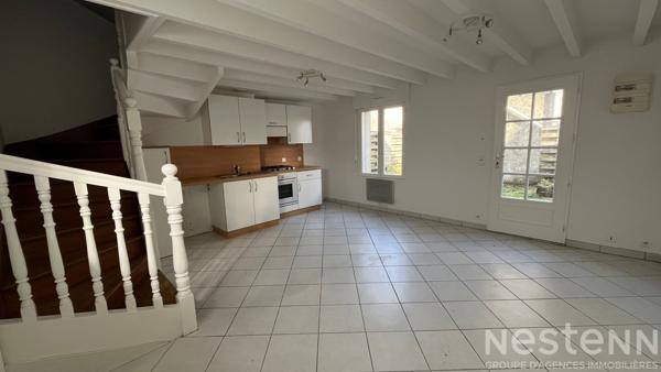 Investissement Idéal : Ensemble Immobilier au Centre-Bourg de Pluvigner avec Maisonnette et Duplex