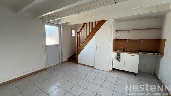 Investissement Idéal : Ensemble Immobilier au Centre-Bourg de Pluvigner avec Maisonnette et Duplex