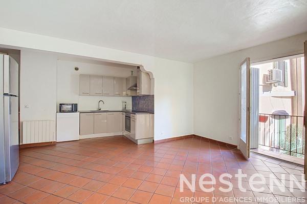 À VENDRE DRAGUIGNAN CENTRE VILLE Appartement T3 loué avec balcon