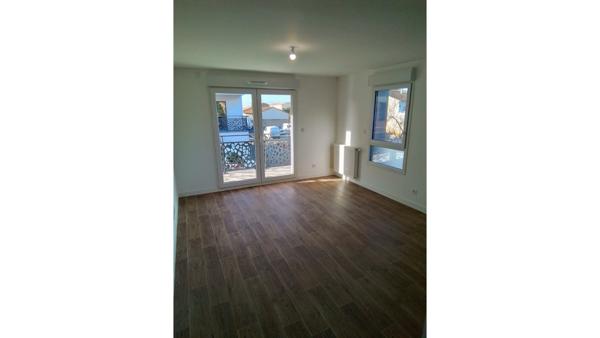 Poitiers (86000) POITIERS T2 NEUF 42m2 avec Balcon et parking