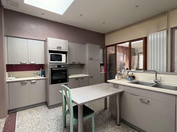 Maison de ville à vendre à Armentières dans le Nord (59280), ref : 13078/3463   
secteur Hôpital