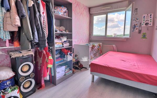 Appartement à vendre    4 pièces • 82 m2 Le Mée-sur-Seine