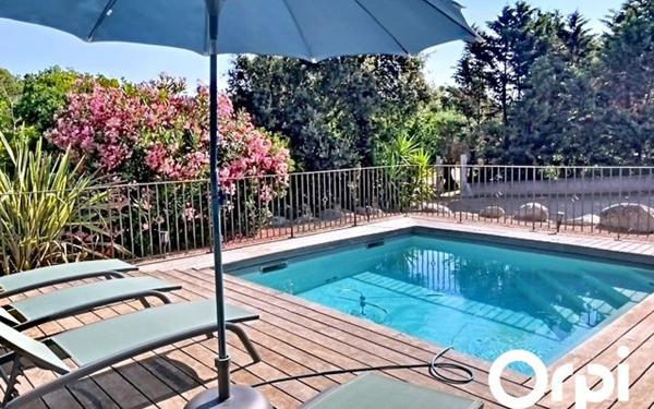 Maison à vendre    3 pièces •  Zonza