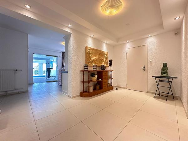 Maison - 11 pièces - 380 m² - PRESTIGE