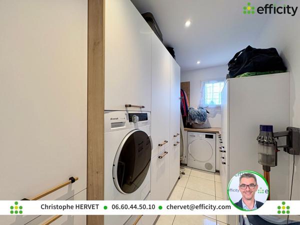 Maison
         6 pièces
        - 230 m² Bien prestige 530 000 € *