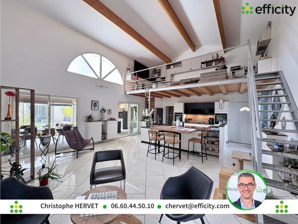 Maison
         6 pièces
        - 230 m² Bien prestige 530 000 € *