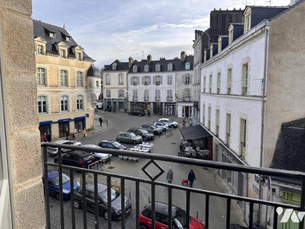 VANNES Centre ville, T2 2ème étage sans ascenseur