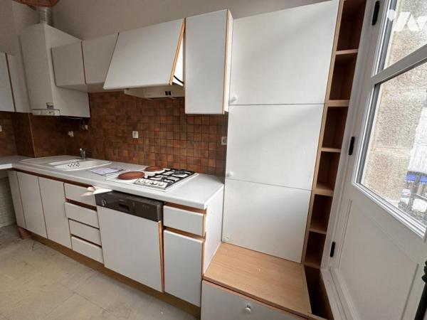 VANNES Centre ville, T2 2ème étage sans ascenseur