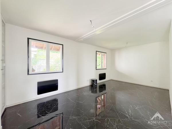 Péron (01630) Maison 5 Pièces 204 m2