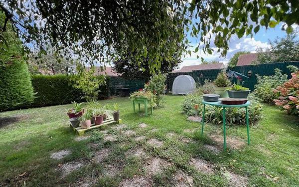 Maison à vendre    3 pièces •  Saint-Aignan