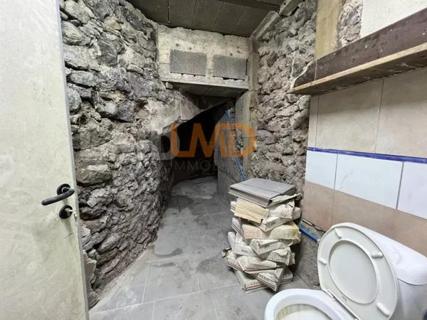 Immeuble à bon rendement locatif Cransac les Thermes Aveyron