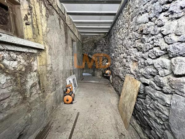 Immeuble à bon rendement locatif Cransac les Thermes Aveyron