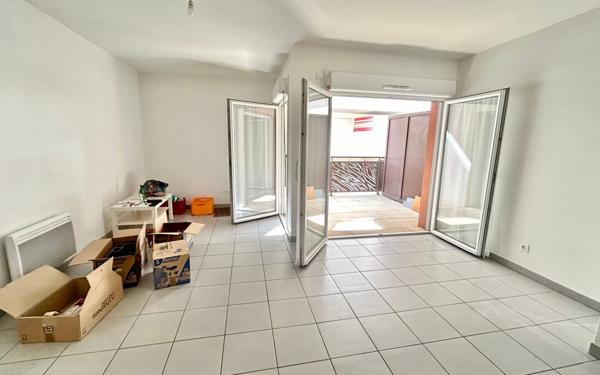 Appartement à vendre    2 pièces • 45 m2 La Seyne-sur-Mer