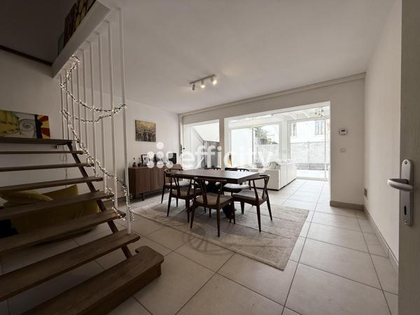Maison 4 pièces - 111 m² Exclusivité efficity