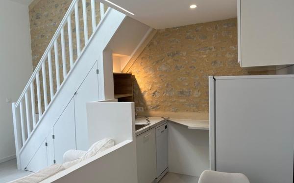 Appartement à louer    3 pièces •  La Rochelle