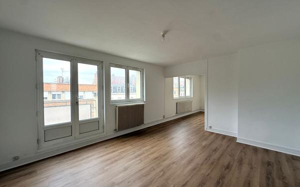 Appartement à louer    3 pièces •  Douai