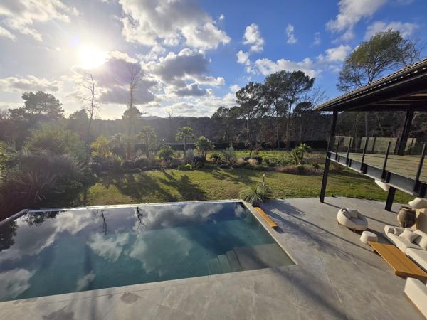 Mougins (06250) VILLA D'EXCEPTION A MOUGINS - BIEN ULTRA RARE - ROYAL GOLF