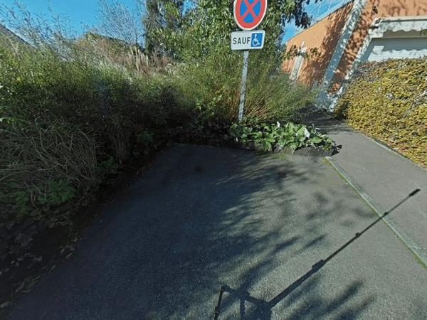 Parking à Touques RUE JEAN MONNET 14800 à louer