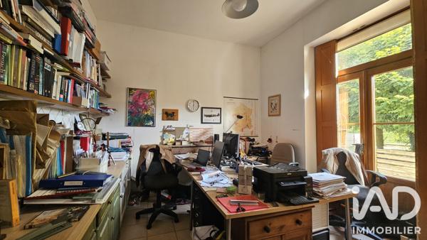 Maison à vendre 8 pièces 337,66 m² Londigny