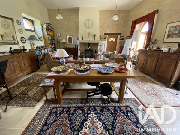 Maison à vendre 8 pièces 337,66 m² Londigny