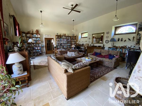 Maison à vendre 8 pièces 337,66 m² Londigny