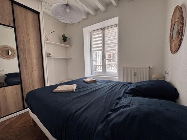 ORLEANS HYPERCENTRE - Appartement 2 pièce(s) 30m² meublé - chauff, eau et fibre inclus