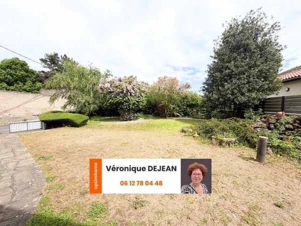 EXCLUSIVITÉ – Maison avec fort potentiel et terrain d’exception – Saint-Amant-Tallende – 205 000 €