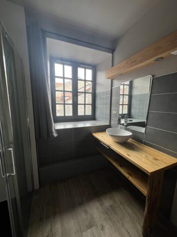 APPARTEMENT 3 PIECES - 15000 AURILLAC