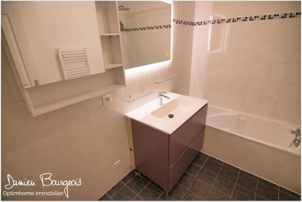 Bel appartement T3 de 75m2 au calme avec box fermé